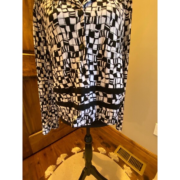 K Studio Womens Blouse Size ? XL or 1X Top Long Sleeve Button Down Back Slit - Picture 5 of 11